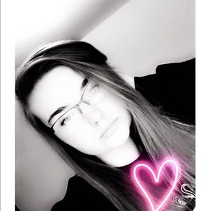 Meet your Posher, Lindsey